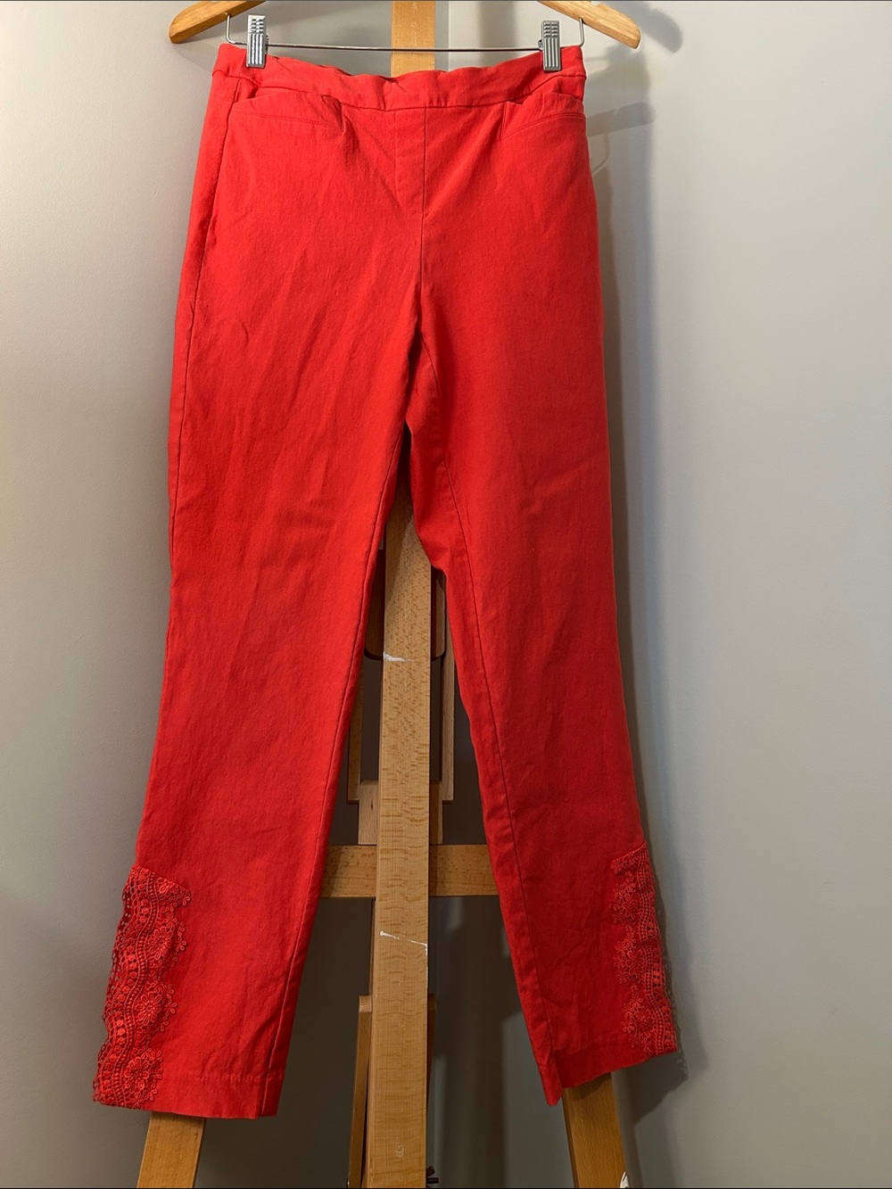 Tribal High Waisted Pull-On Trousers in Neon Coral Size 8 EUC